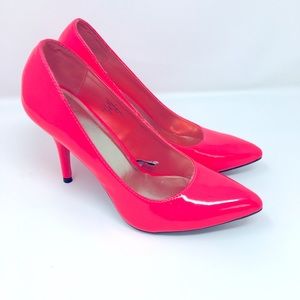 COPY - HOT PINK HIGH HEEL! Mossimo co. Size 9